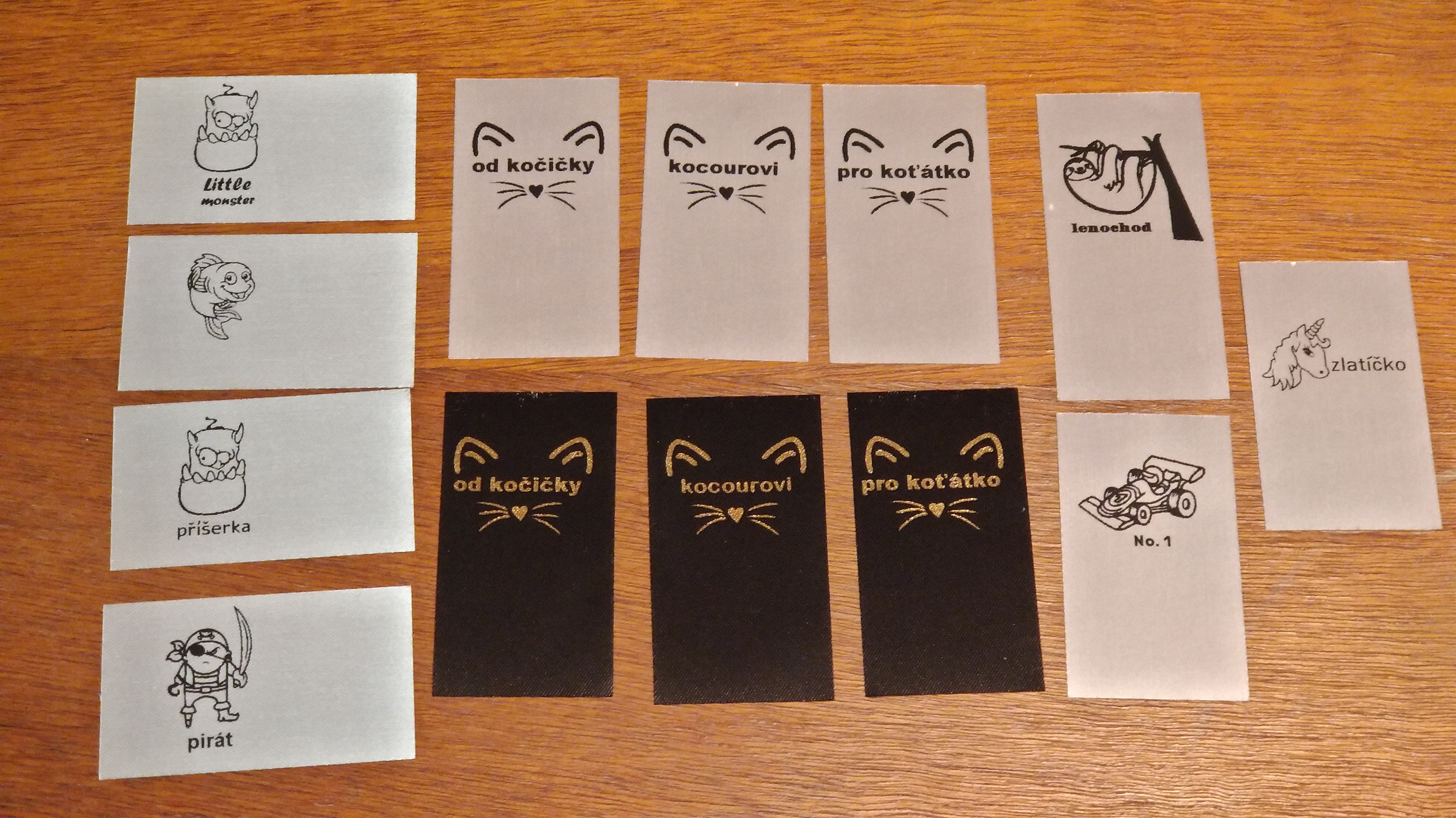 ŠTÍTKY DO ŠVU - Bílé oboustranné