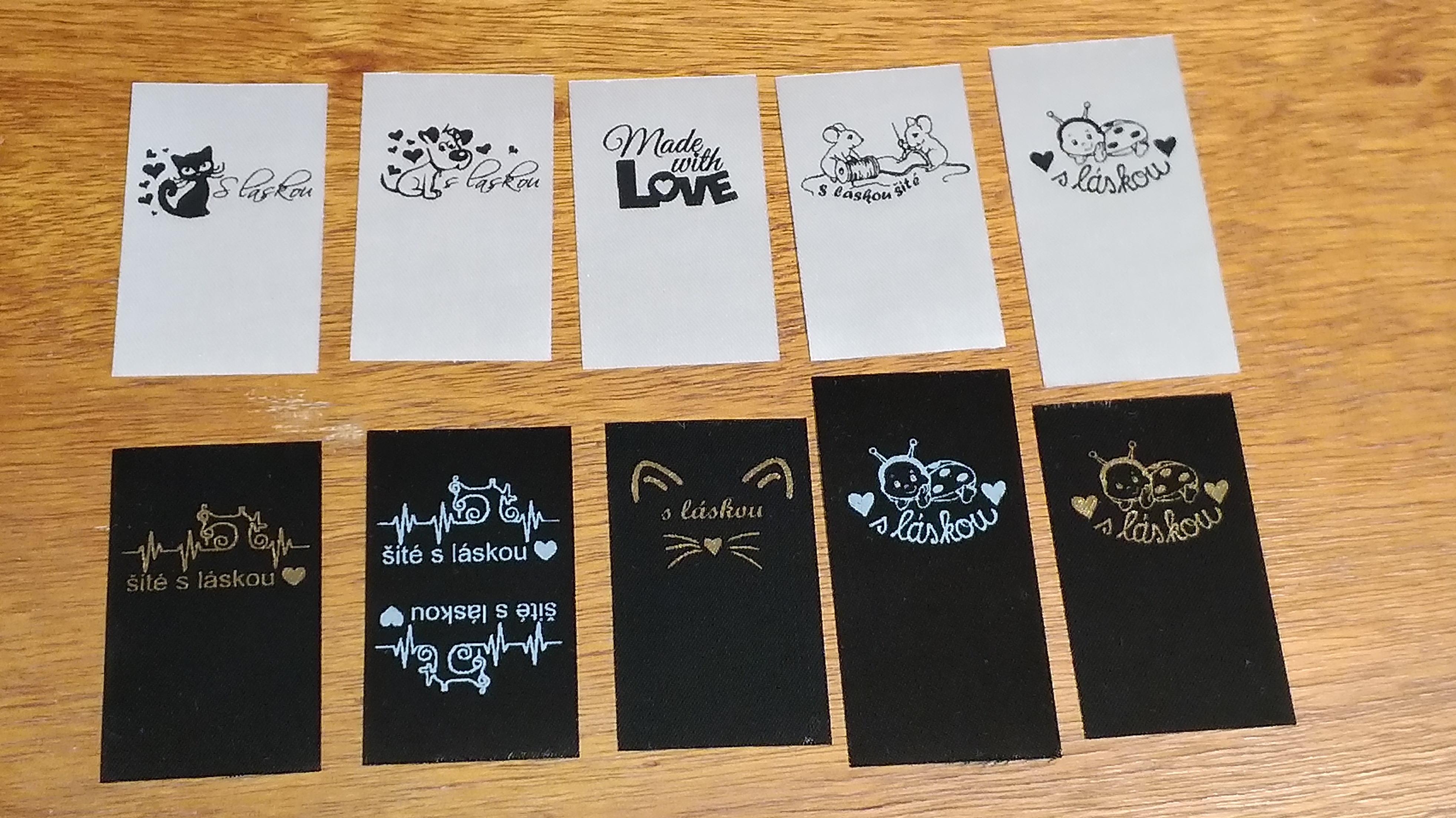 ŠTÍTKY DO ŠVU - Bílé oboustranné