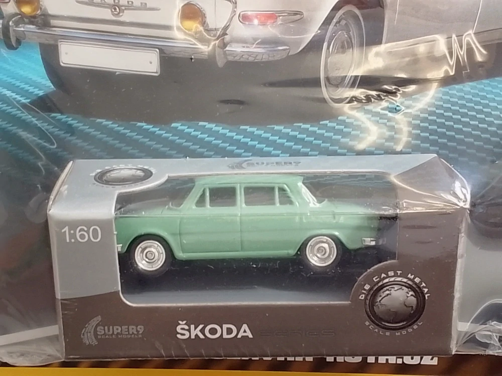 Slavná auta 1:60 - Škoda 100 - č. 1