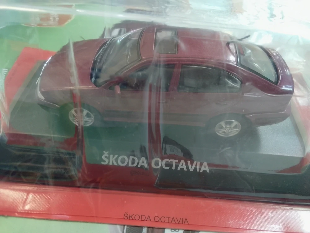 Velká historie v malých modelech ŠKODA 1:43 - Škoda Octavia I 1997 - č. 37