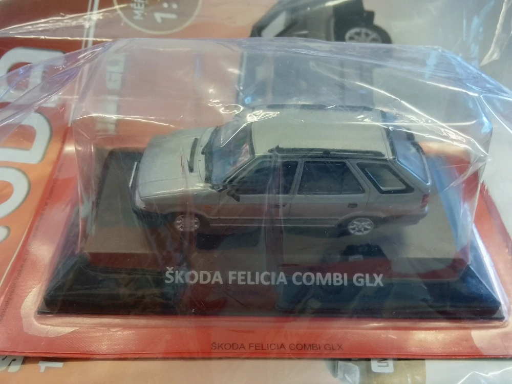 Velká historie v malých modelech ŠKODA 1:43 - Škoda Felicia Combi GLX 1995 - č. 38