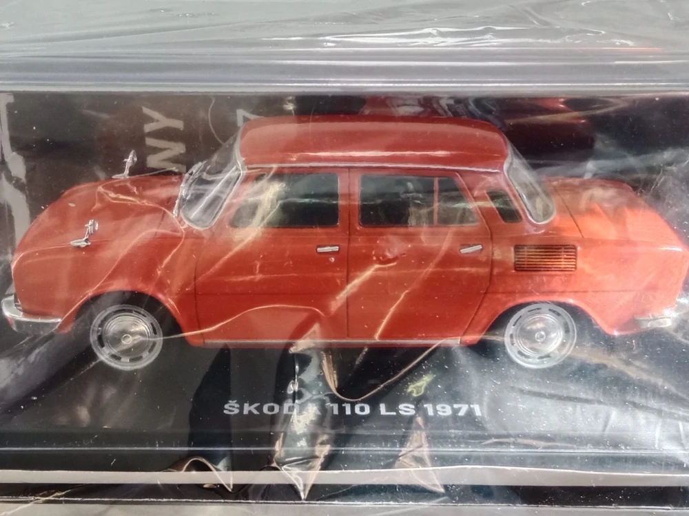 ŠKODA nadčasové ikony 1:24 - Škoda 110 LS 1971 - č. 7