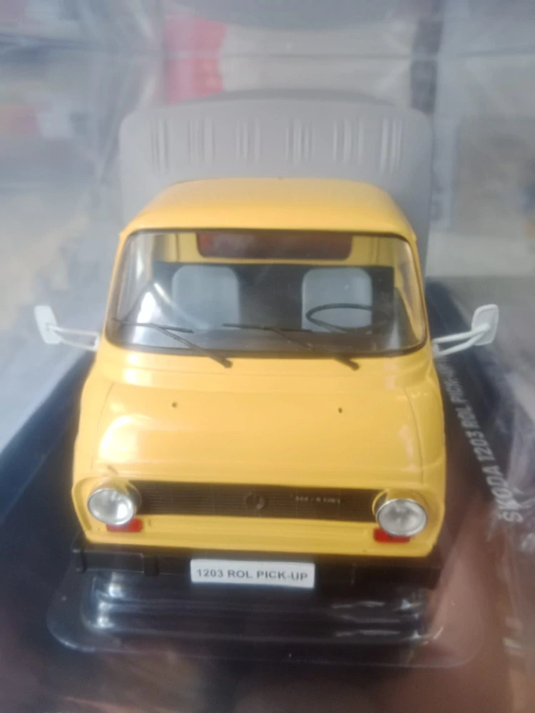 ŠKODA nadčasové ikony 1:24 - Škoda 1203 ROL PICK-UP 1981 - č. 11