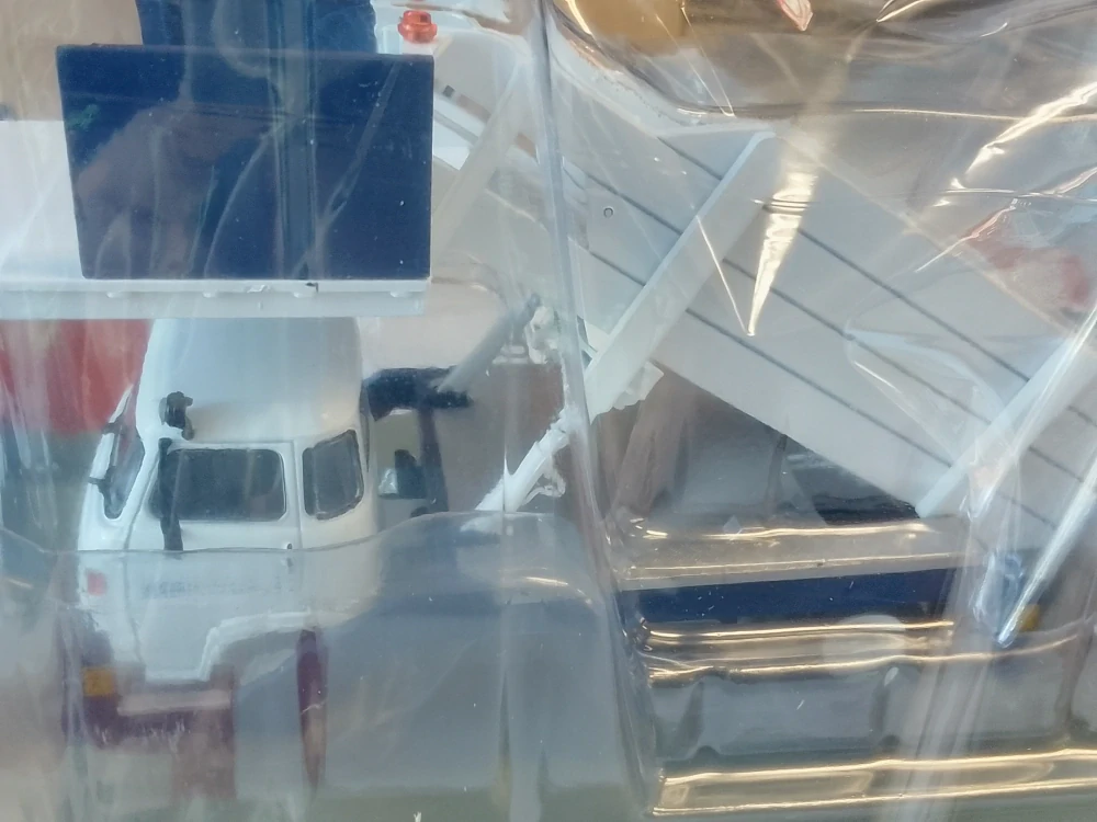 Kultovní náklaďáky minulé éry - Avia A31 - Airport ladder - č. 79