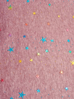 Alpenfleece - Duhové hvězdičky na růžovošedém melé