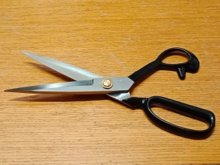NŮŽKY KREJČOVSKÉ, kovové 25cm